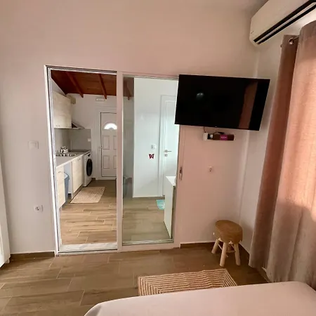 Kallisti House Guest house Nea Vrasna