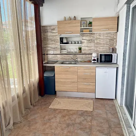 Kallisti House Penzion 4*